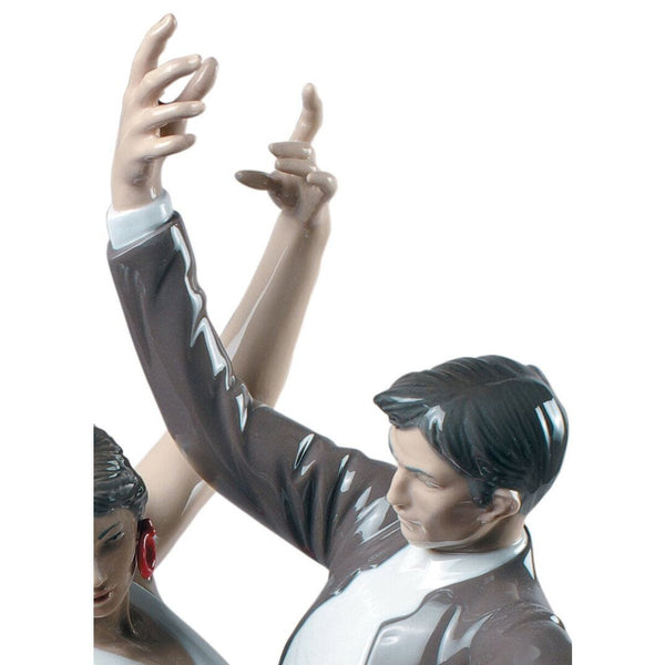 Load image into Gallery viewer, Lladro Flamenco Dancers Couple Figurine