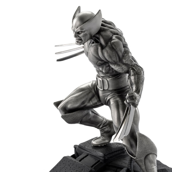 Load image into Gallery viewer, Royal Selangor Limited Edition Wolverine Victorious Figurine