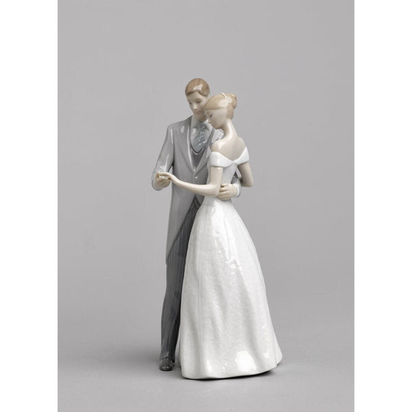Load image into Gallery viewer, Lladro Together Forever Couple Figurine