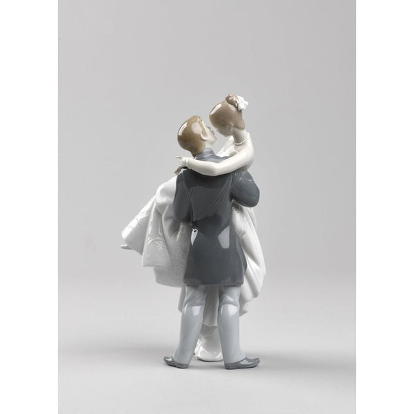 Load image into Gallery viewer, Lladro The Happiest Day Couple Figurine Type 356