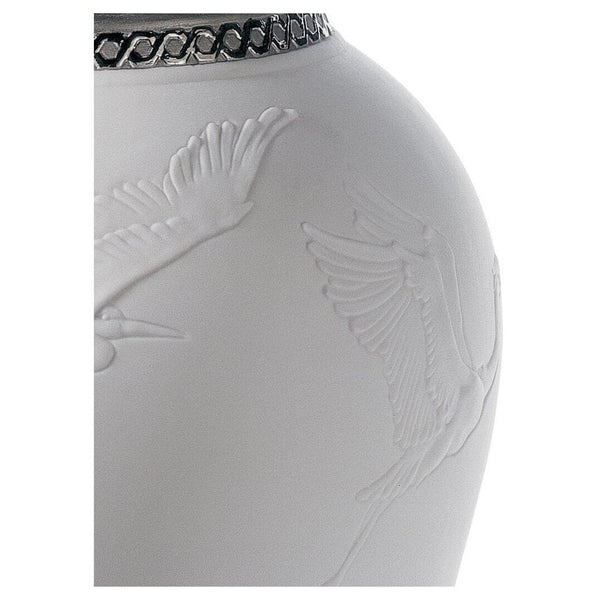 Load image into Gallery viewer, Lladro Herons Realm Covered Vase Figurine - Silver Lustre
