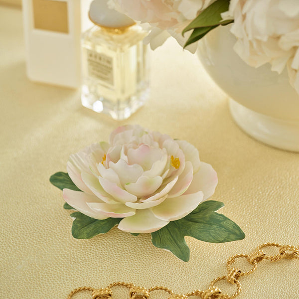 Load image into Gallery viewer, AERIN Bloom Porcelain Flower - Pale Pink