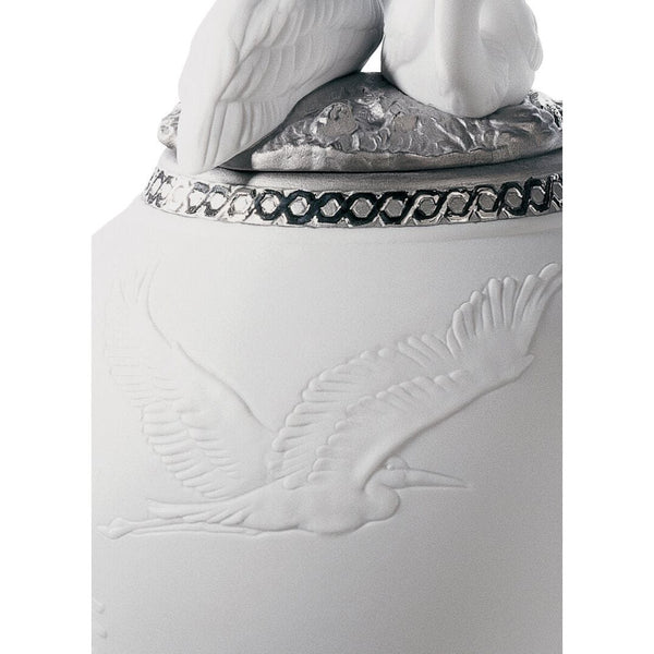 Load image into Gallery viewer, Lladro Herons Realm Covered Vase Figurine - Silver Lustre