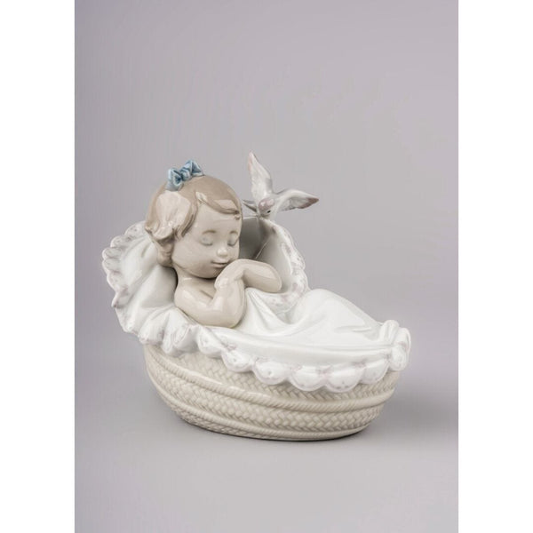 Load image into Gallery viewer, Lladro Comforting Dreams Girl Figurine