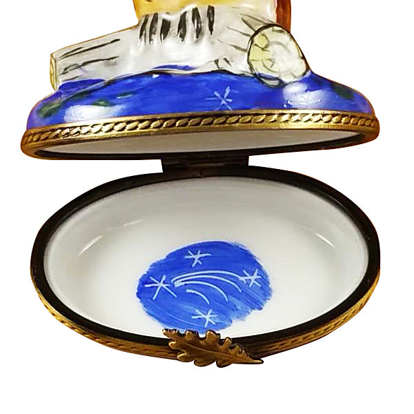 Load image into Gallery viewer, Rochard "Wise Owl on Blue Base" Limoges Box