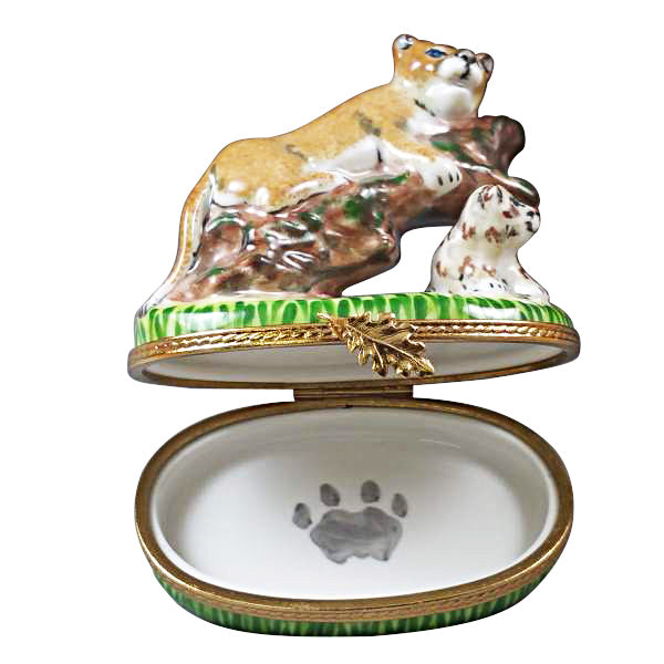 Load image into Gallery viewer, Rochard "Cougar with Baby" Limoges Box