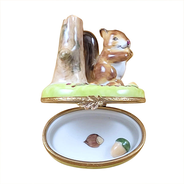 Load image into Gallery viewer, Rochard "Squirrel with Acorn" Limoges Box