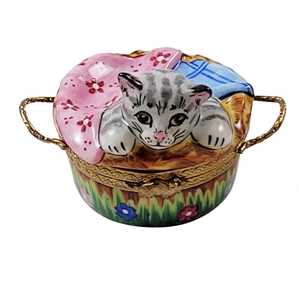 Load image into Gallery viewer, Rochard "Kitten in Basket" Limoges Box