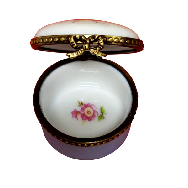 Load image into Gallery viewer, Dents De Lait Blue Round Limoges Box