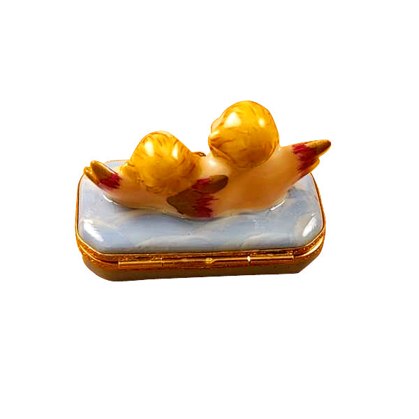 Load image into Gallery viewer, Rochard "Two Angels on Blue Base with Removable Arrow" Limoges Box