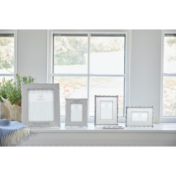 Load image into Gallery viewer, Mariposa Pearl Drop 8x10 Frame