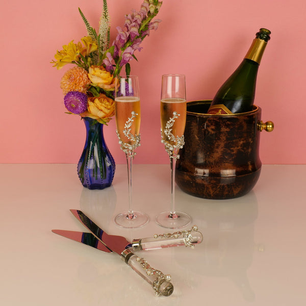 Load image into Gallery viewer, Olivia Riegel Silver Eleanor Dessert Serving Set