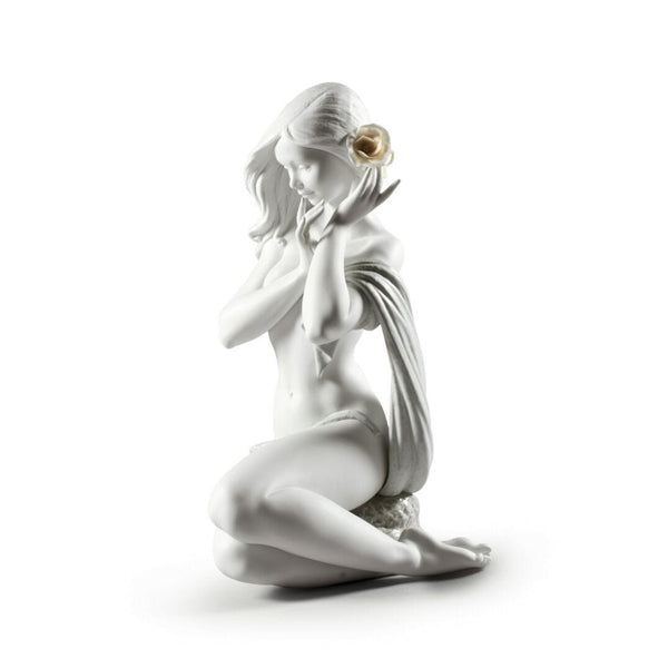 Load image into Gallery viewer, Lladro Subtle moonlight Woman Figurine - White - Limited Edition