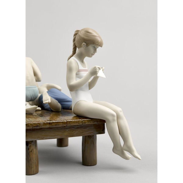Load image into Gallery viewer, Lladro Paper Boats Children Figurine