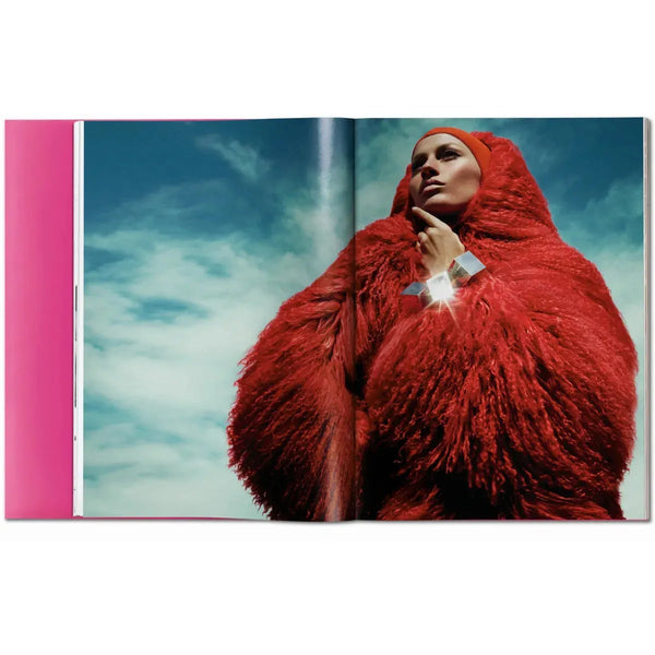Load image into Gallery viewer, Gisele Bündchen - Taschen Books