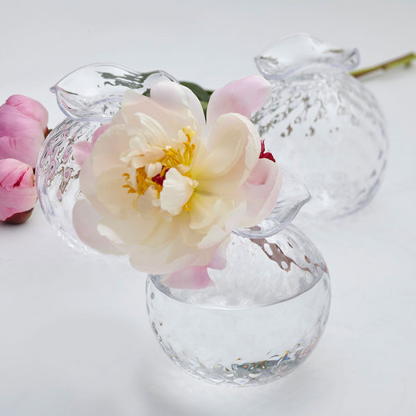 Load image into Gallery viewer, Mariposa Clear Pineapple Textured Bud Vase