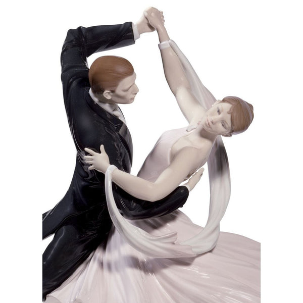 Load image into Gallery viewer, Lladro Elegant Foxtrot Couple Figurine - Limited Edition
