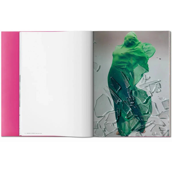 Load image into Gallery viewer, Gisele Bündchen - Taschen Books