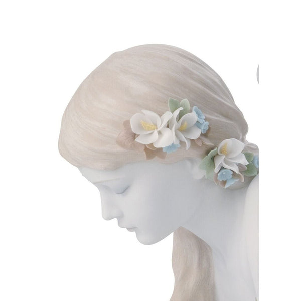 Load image into Gallery viewer, Lladro Precious Angel Figurine