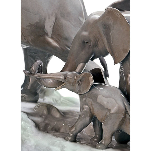 Load image into Gallery viewer, Lladro Elephants Walking Figurine