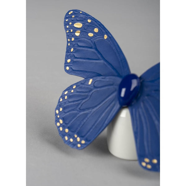 Load image into Gallery viewer, Lladro Butterfly Figurine - Golden Luster & Blue