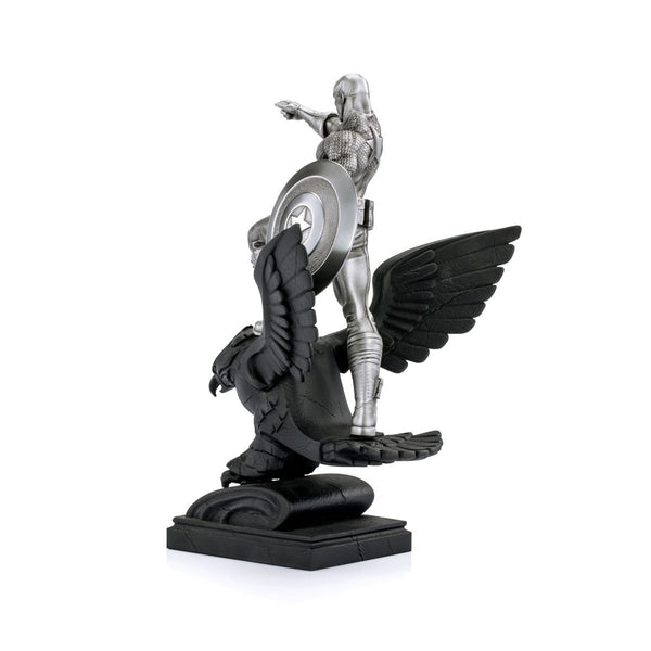Load image into Gallery viewer, Royal Selangor Limited Edition Captain America Resolute Figurine