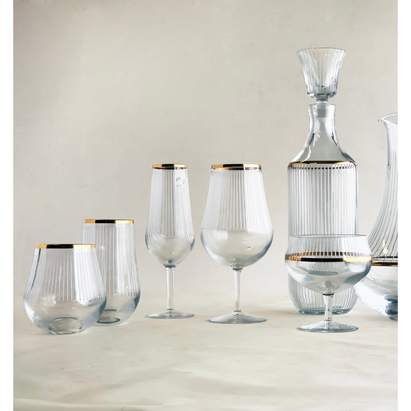 Load image into Gallery viewer, Vista Alegre Winter Garden Wine Goblet, Set of 2
