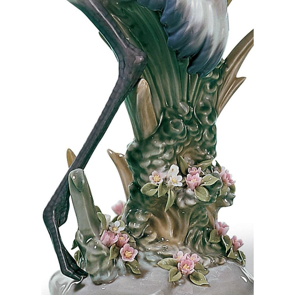 Load image into Gallery viewer, Lladro Courting Cranes Sculpture
