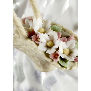 Lladro Spring Splendor Woman Figurine