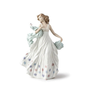 Lladro Summer Serenade Woman Figurine