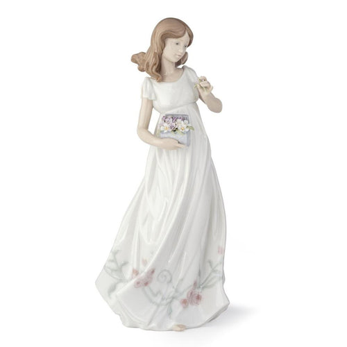 Lladro Treasures of The Earth Woman Figurine