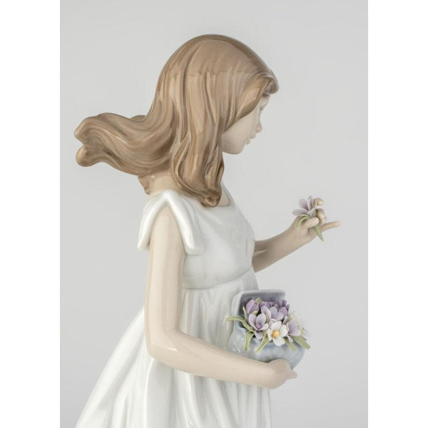 Load image into Gallery viewer, Lladro Treasures of The Earth Woman Figurine
