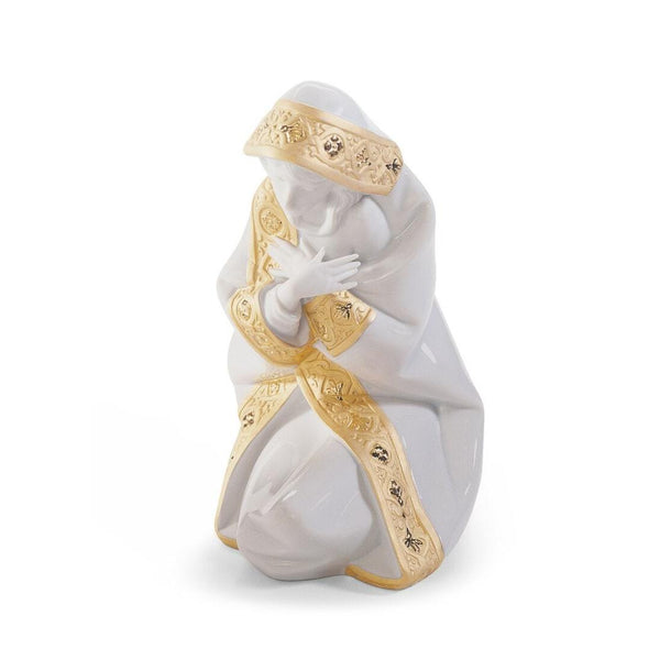 Load image into Gallery viewer, Lladro Mary Nativity Figurine - Golden Lustre
