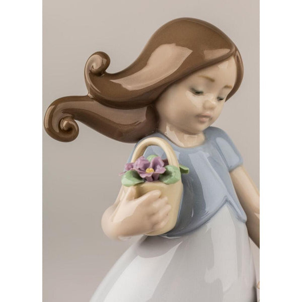 Load image into Gallery viewer, Lladro Little Violet Girl Figurine
