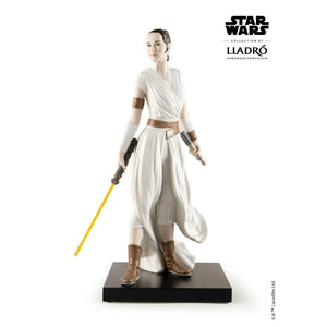 Lladro Rey™ Sculpture