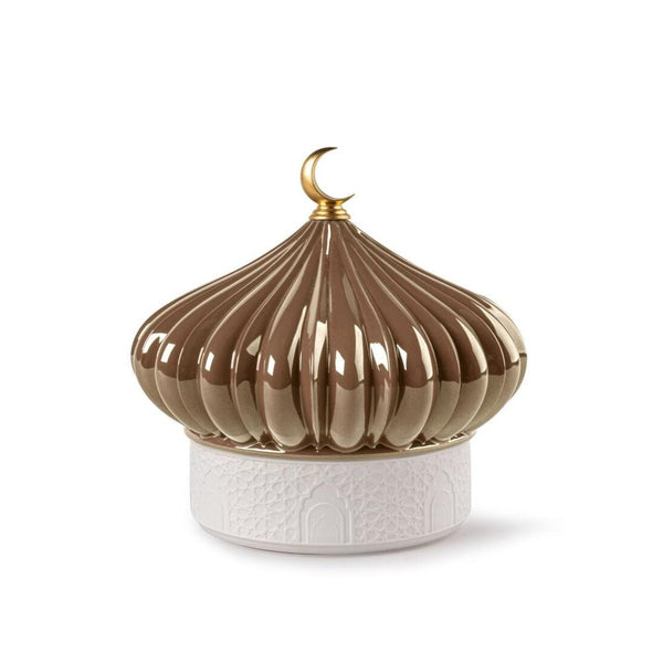 Load image into Gallery viewer, Lladro Majestic Nights Box with Plates (Brown)
