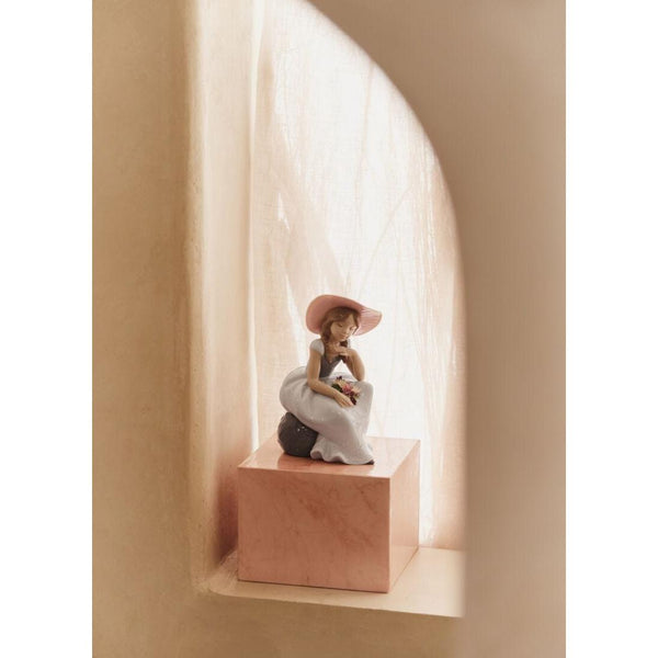 Load image into Gallery viewer, Lladro Spring Has Come Girl Sculpture
