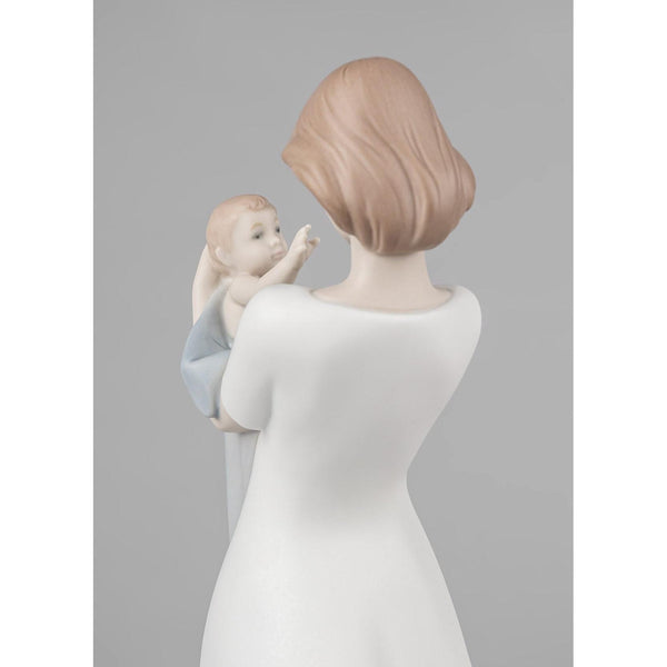 Load image into Gallery viewer, Lladro A Mother&#39;s Treasure Figurine
