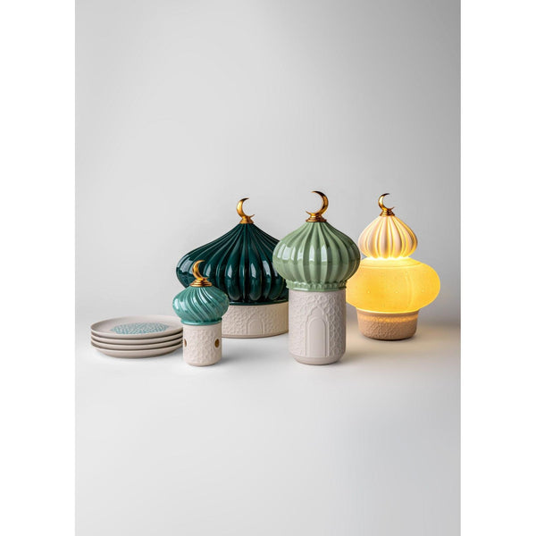 Load image into Gallery viewer, Lladro Majestic Nights incense diffuser
