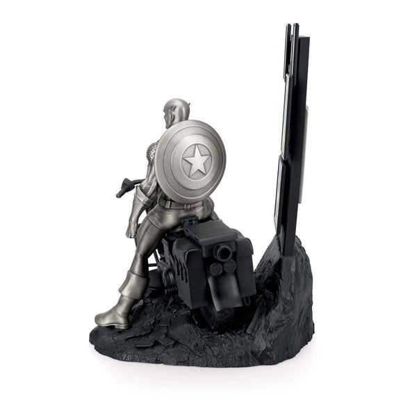 Load image into Gallery viewer, Royal Selangor Limited Edition Origins Captain America
