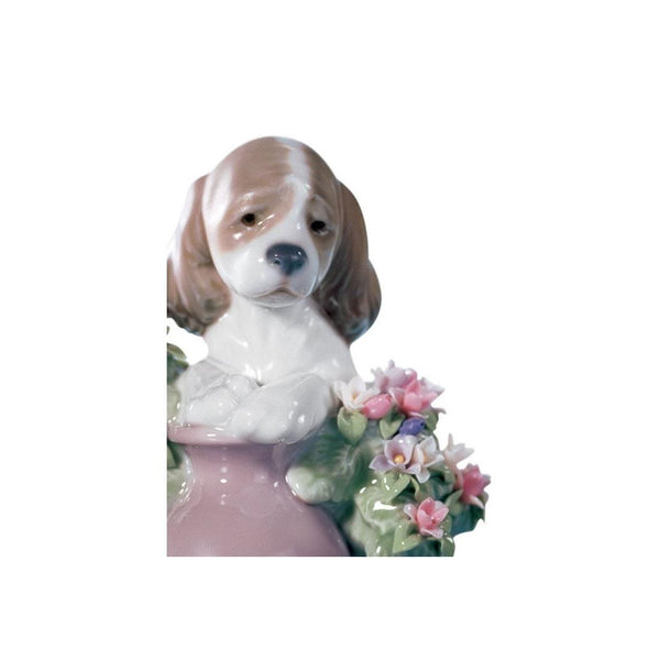 Load image into Gallery viewer, Lladro Take Me Home Dog Figurine
