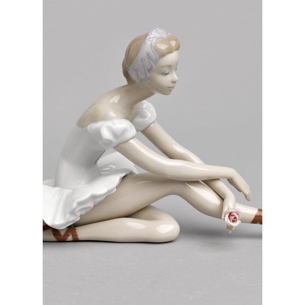 Load image into Gallery viewer, Lladro Rose Ballet Figurine

