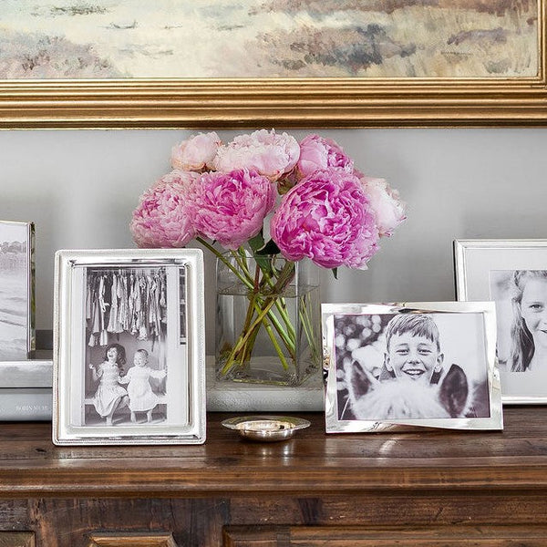 Load image into Gallery viewer, Addison Ross Silver Windsor Photo Frame - 8 x 10 in

