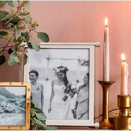 Load image into Gallery viewer, Addison Ross Acrylic &amp; Silver Pillar Photo Frame - 5 x 7 in
