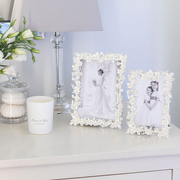Load image into Gallery viewer, Addison Ross Silver &amp; White Flower Frame - 5 x 7 in
