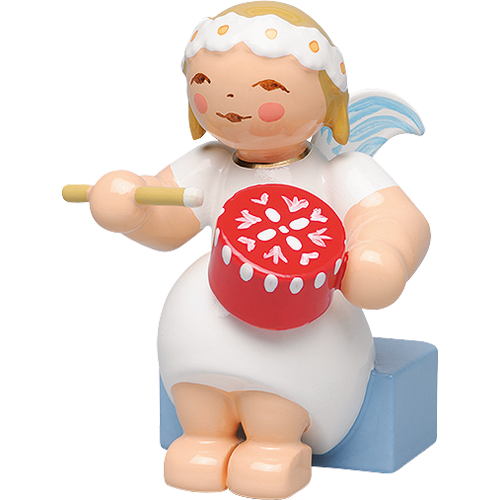 Wendt & Kuhn Marguerite Angels, Sitting, with Splinter Box Figurine