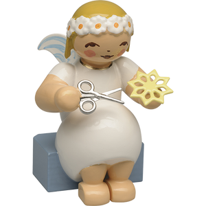 Wendt & Kuhn Marguerite Angel, Sitting, with Paper Star Figurine