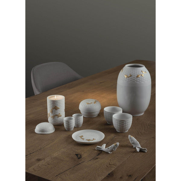 Load image into Gallery viewer, Lladro Koi Vase - Golden luster
