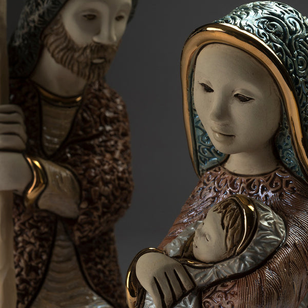 Load image into Gallery viewer, De Rosa Collections Holy Night Mary &amp; Joseph Figurine

