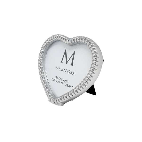 Load image into Gallery viewer, Mariposa Twisted Heart 4x4 Frame

